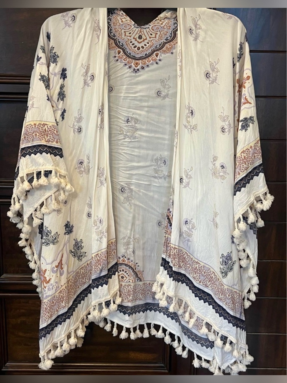 One size fits most - Altard State Kimono Wrap- tassel hem